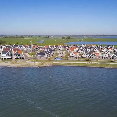 Holiday home Detached Holiday On The Markermeer, Near Amsterdam Uitdam