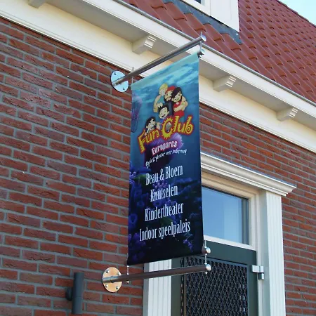Detached Holiday On The Markermeer, Near Amsterdam *